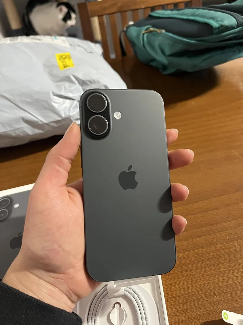 Battery lasts till evening – that's new for me!